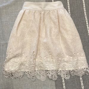Banana Republic heritage collection cream lace skirt